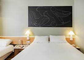 Ibis Granada 5