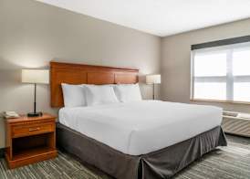 Country Inn & Suites by Radisson, Rossford - Toledo South 5