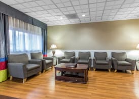 Quality Inn Savannah Midtown 4