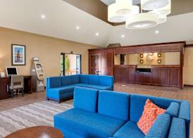 Comfort Inn & Suites Cincinnati Eastgate 3