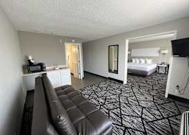 Baymont by Wyndham Peoria 4
