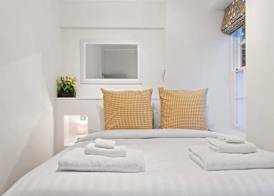 Trendy 1 Bedroom Apartment in the Heart of London 4