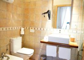 Hotel Es Mercadal 4