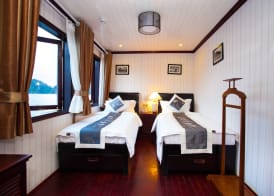 Halong Phoenix Cruiser 3