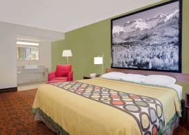 Super 8 by Wyndham Denver Central 5