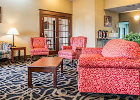 Quality Inn & Suites Mendota near I-39 3