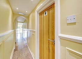 OYO Bostons Manor Hotel, Hanwell London 5