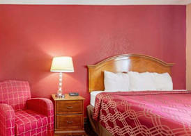 Utica Stay Inn 3
