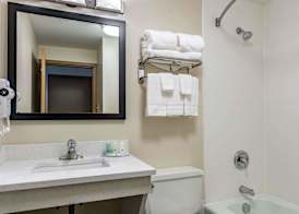 Quality Inn Bucyrus North 5