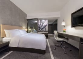 Gateway Hotel, Marco Polo 5