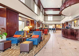 Comfort Suites Palestine 5