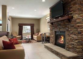 Microtel Inn & Suites by Wyndham St Clairsville - Wheeling 2
