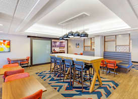 Hampton Inn Mebane 5