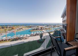Lago Hotel 5