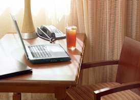 Country Inn & Suites by Radisson, Clinton, IA 5