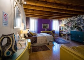 Mazzini Suite 5