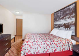 Super 8 South by Wyndham 4