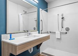 WoodSpring Suites Lancaster North 5