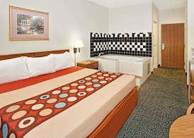 Super 8 by Wyndham Hampshire IL 5