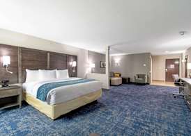 Comfort Suites Humble Houston IAH 4