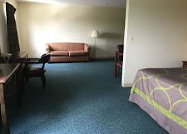 Super 8 by Wyndham Imlay City 4