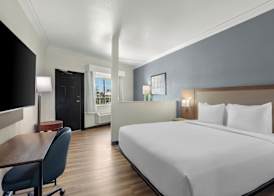 Hyatt Select Galveston Beachfront 5