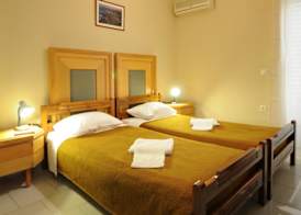 Manias Apartments 4