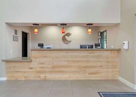 Comfort Suites Shenandoah-The Woodlands 3