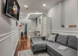ATRHOME Frattina Luxury 5