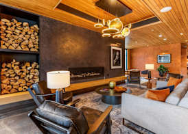 Cambria Hotel Austin Airport 5