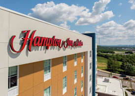 Hampton Inn & Suites by Hilton Nashville North Skyline 5