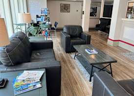 Ramada by Wyndham Juneau 3