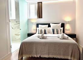 Feelathome Conde Apartments 4