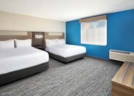 Holiday Inn Express & Suites PITTSBURGH AIRPORT by IHG 4