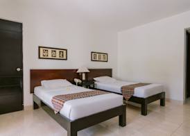 Legong Keraton Beach Hotel 4