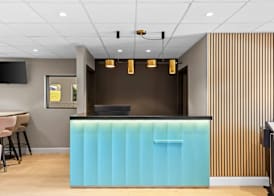Days Inn & Suites by Wyndham Peachtree Corners Norcross 2