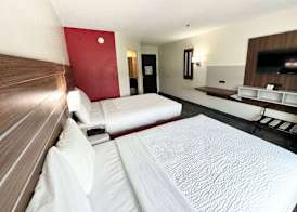 Ramada by Wyndham Lithia Springs Atlanta 5