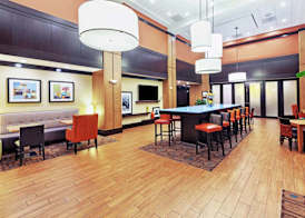 Hampton Inn & Suites Houston North IAH, TX 4