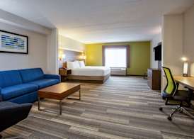 Holiday Inn Express & Suites FORT WAYNE by IHG 4