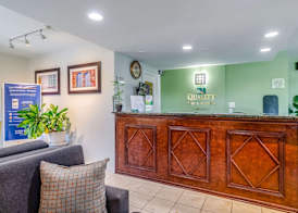 Quality Inn & Suites Creedmoor - Butner 2