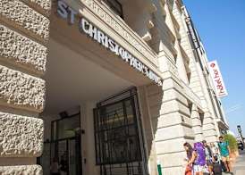 St Christopher's Budget Hotel Paris 3