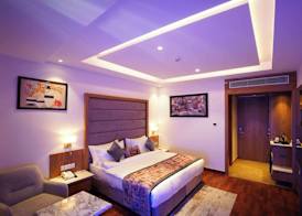 Quality Inn Elite By White Panda Hotels 5