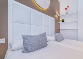 Apartamentos Caballerizas con parking gratuito 4