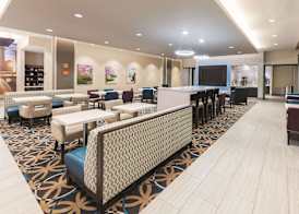 La Quinta by Wyndham Terre Haute 2