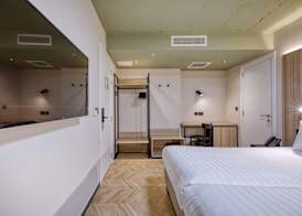 VITA Hotel & Rooftop 4