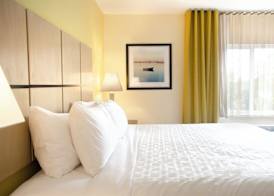 Candlewood Suites LANCASTER WEST by IHG 3