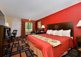 Americas Best Value Inn Canton, NC 4