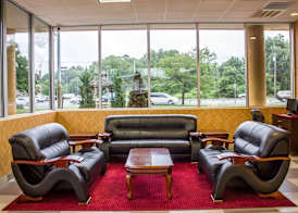 Rodeway Inn MacArthur Airport 2