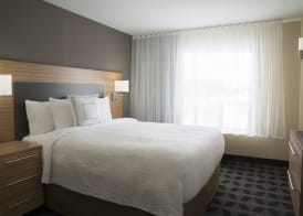 Fairfield Inn & Suites by Marriott Ottawa Kanata 4
