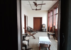 Dwivedi Hotels Sri Omkar Palace 2